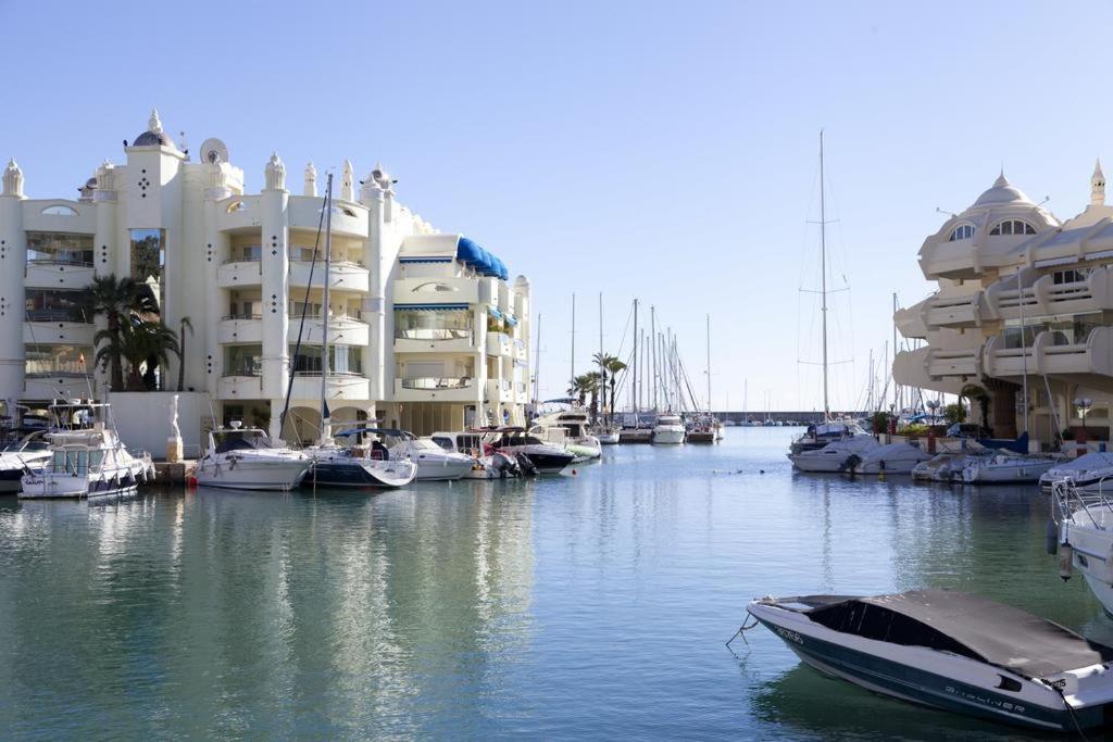 Apartamento Benalmadena Puerto Marina 아파트 외부 사진